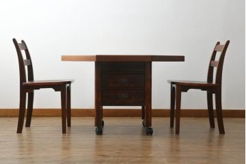 中古　美品　秋田川連漆器　栓材　漆塗り　座面のデザインが目を惹くチェア2脚セット(ダイニングチェア、板座チェア、椅子、イス)(定価2脚で推定約25万円)(R-074102)