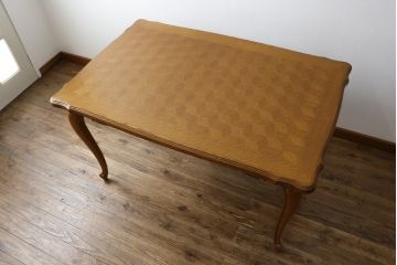 フランスアンティーク　オーク材　すらっと伸びた猫脚が上品なパーケットリーエクステンションテーブル(ダイニングテーブル、4人掛け、6人掛け、食卓)(R-074103)