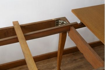 フランスアンティーク　オーク材　すらっと伸びた猫脚が上品なパーケットリーエクステンションテーブル(ダイニングテーブル、4人掛け、6人掛け、食卓)(R-074103)