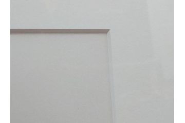 真作　いわさきちひろ　ぶどうを持つ少女　ちひろ美術館公認印　300/500　リトグラフ(石版画、額装、箱付き)(R-074105)