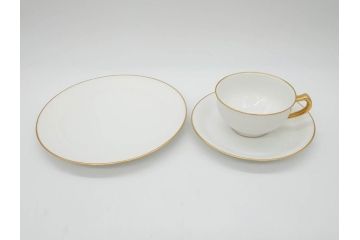 オールド大倉　大倉陶園(OKURA、OAC)　ゴールドライン　シンプルなデザインで取り入れやすいトリオ3客セット(カップ&ソーサー、プレート、皿、C&S、洋食器)(R-074109)
