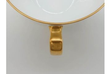オールド大倉　大倉陶園(OKURA、OAC)　ゴールドライン　シンプルなデザインで取り入れやすいトリオ3客セット(カップ&ソーサー、プレート、皿、C&S、洋食器)(R-074109)