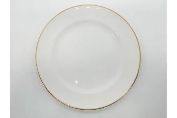 オールド大倉　大倉陶園(OKURA、OAC)　ゴールドライン　シンプルなデザインで取り入れやすいトリオ3客セット(カップ&ソーサー、プレート、皿、C&S、洋食器)(R-074110)