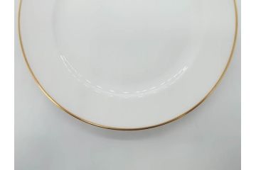 オールド大倉　大倉陶園(OKURA、OAC)　ゴールドライン　シンプルなデザインで取り入れやすいトリオ3客セット(カップ&ソーサー、プレート、皿、C&S、洋食器)(R-074110)