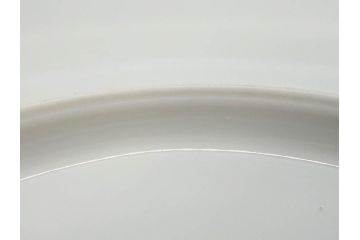 オールド大倉　大倉陶園(OKURA、OAC)　ゴールドライン　シンプルなデザインで取り入れやすいトリオ3客セット(カップ&ソーサー、プレート、皿、C&S、洋食器)(R-074110)