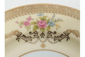 オールドノリタケ　NORITAKE　金彩　繊細なデザインがエレガントな雰囲気を醸し出すスープカップ&ソーサー3客セット(花、フラワー、C&S、洋食器)(R-074116)