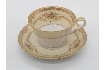 オールドノリタケ　NORITAKE　金彩　ティータイムが華やかになるティーカップ&ソーサー4客セット(花、フラワー、C&S、洋食器)(R-074120)