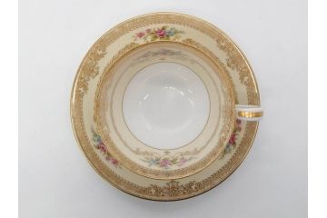 オールドノリタケ　NORITAKE　金彩　ティータイムが華やかになるティーカップ&ソーサー4客セット(花、フラワー、C&S、洋食器)(R-074120)