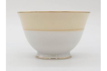 オールドノリタケ　NORITAKE　金彩　ティータイムが華やかになるティーカップ&ソーサー4客セット(花、フラワー、C&S、洋食器)(R-074120)