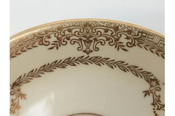 オールドノリタケ　NORITAKE　金彩　ティータイムが華やかになるティーカップ&ソーサー4客セット(花、フラワー、C&S、洋食器)(R-074120)