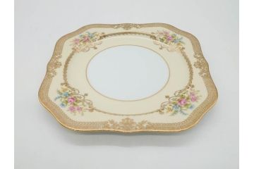 オールドノリタケ　NORITAKE　金彩　洗練されたフォルムが優雅な雰囲気を醸し出すプレート5枚セット(花、フラワー、皿、洋食器)(R-074123)