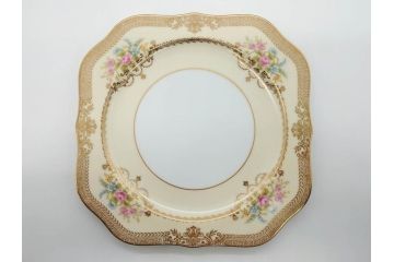 オールドノリタケ　NORITAKE　金彩　洗練されたフォルムが優雅な雰囲気を醸し出すプレート5枚セット(花、フラワー、皿、洋食器)(R-074123)
