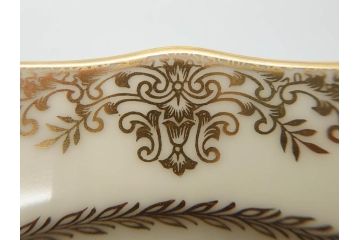 オールドノリタケ　NORITAKE　金彩　洗練されたフォルムが優雅な雰囲気を醸し出すプレート5枚セット(花、フラワー、皿、洋食器)(R-074123)