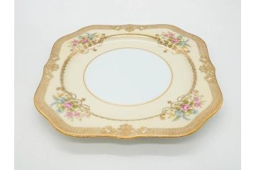 オールドノリタケ　NORITAKE　金彩　洗練されたフォルムが優雅な雰囲気を醸し出すプレート6枚セット(花、フラワー、皿、洋食器)(R-074124)