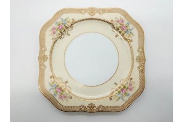 オールドノリタケ　NORITAKE　金彩　洗練されたフォルムが優雅な雰囲気を醸し出すプレート6枚セット(花、フラワー、皿、洋食器)(R-074124)