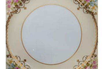 オールドノリタケ　NORITAKE　金彩　洗練されたフォルムが優雅な雰囲気を醸し出すプレート6枚セット(花、フラワー、皿、洋食器)(R-074124)