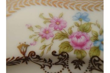 オールドノリタケ　NORITAKE　金彩　洗練されたフォルムが優雅な雰囲気を醸し出すプレート6枚セット(花、フラワー、皿、洋食器)(R-074124)