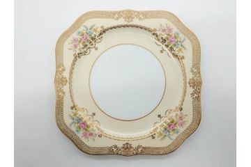 オールドノリタケ　NORITAKE　金彩　洗練されたフォルムが優雅な雰囲気を醸し出すプレート6枚セット(花、フラワー、皿、洋食器)(R-074124)