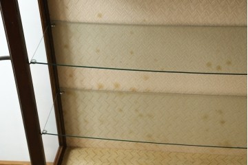 イギリスアンティーク　マホガニー材　猫脚がお洒落なキャビネット　(R-074137)