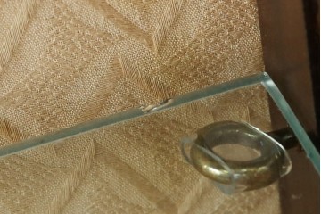 イギリスアンティーク　マホガニー材　猫脚がお洒落なキャビネット　(R-074137)