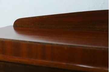 イギリスアンティーク　マホガニー材　猫脚がお洒落なキャビネット　(R-074137)