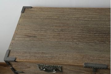 中古　繊細なデザインの金具付き加茂総桐箪笥(総桐たんす、和タンス、衣装箪笥、収納箪笥、引き出し)(R-074138)