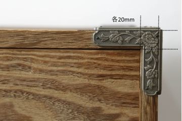 中古　繊細なデザインの金具付き加茂総桐箪笥(総桐たんす、和タンス、衣装箪笥、収納箪笥、引き出し)(R-074138)