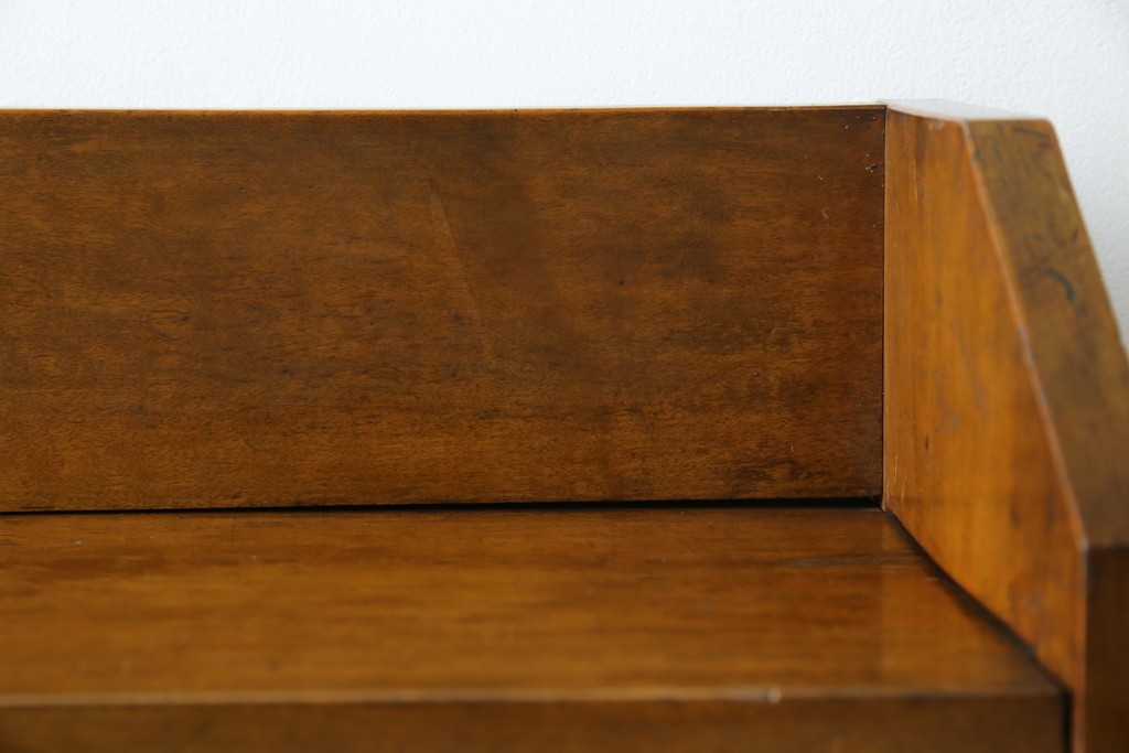 和製アンティーク　カバ材　ナラ材　彫刻と象嵌入り!　楔式のレトロな本棚　(R-074139)