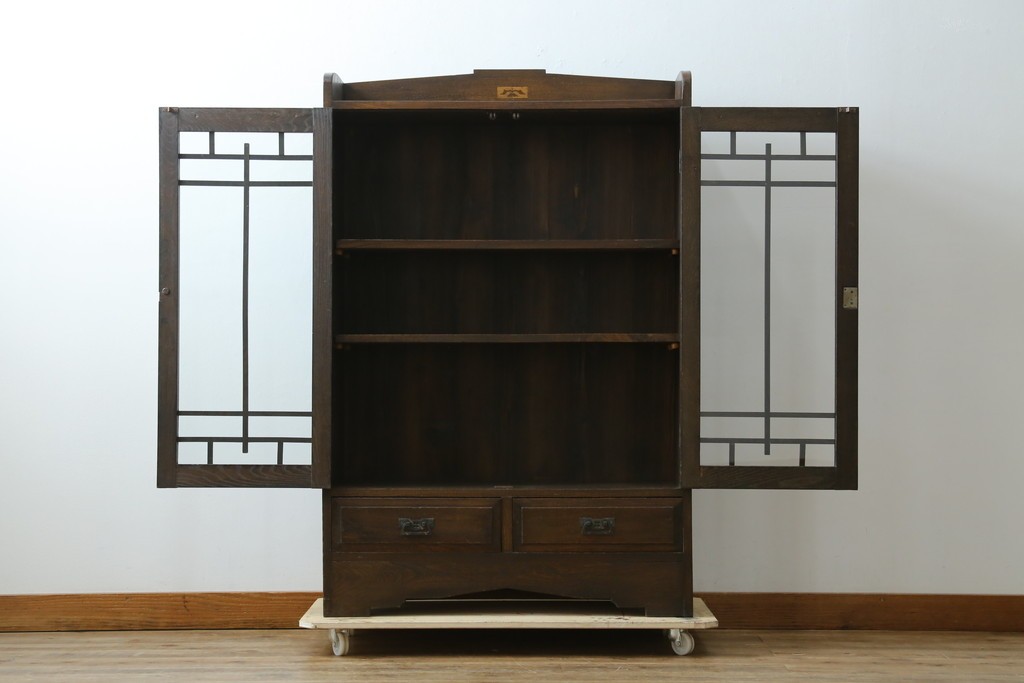 和製アンティーク　上手物!!　栓材　象嵌入り　扉のデザインが目を引く本箱　(R-074142)