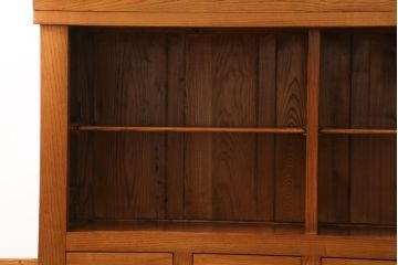 中古　美品　美しい木目と品のある佇まいが魅力の重ね水屋箪笥(収納箪笥、戸棚、収納棚、食器棚)(R-074143)