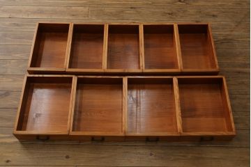 中古　美品　美しい木目と品のある佇まいが魅力の重ね水屋箪笥(収納箪笥、戸棚、収納棚、食器棚)(R-074143)