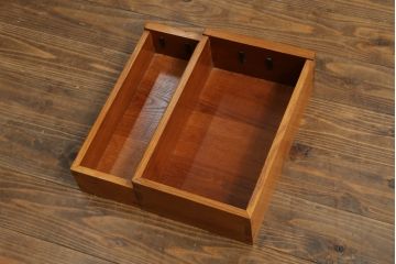 中古　美品　美しい木目と品のある佇まいが魅力の水屋箪笥サイドボード(引き出し、収納棚、戸棚、食器棚)(R-074144)