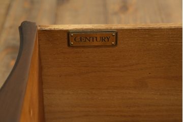 中古　美品!!　アメリカ最高級家具　センチュリー社(CENTURY)　クラシカルなデザインが高級感漂うサイドボード(チェスト、洋服タンス、収納箪笥、引き出し)(定価約130万円)(R-074146)