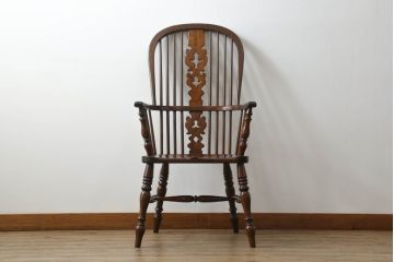 中古　美品!!　松本民芸家具　#44A型　シックな色合いとクラシカルな佇まいが魅力のウィンザーチェア(ウインザーチェア、アームチェア、板座チェア、ダイニングチェア、椅子、イス)(定価約20万円)(R-074150)