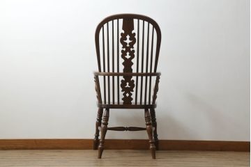 中古　美品!!　松本民芸家具　#44A型　シックな色合いとクラシカルな佇まいが魅力のウィンザーチェア(ウインザーチェア、アームチェア、板座チェア、ダイニングチェア、椅子、イス)(定価約20万円)(R-074150)