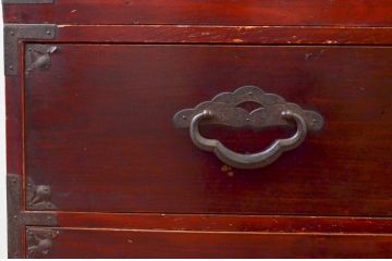 和製アンティーク　桜丸金具　年月を経た風合いが魅力的な重ね米沢箪笥(重ね箪笥、収納箪笥、衣装箪笥、小箪笥、時代箪笥)(R-074160)