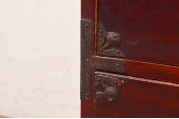 和製アンティーク　桜丸金具　年月を経た風合いが魅力的な米沢箪笥ローボード(時代箪笥、収納箪笥、引き出し、ローチェスト、テレビ台、テレビボード)(R-074162)