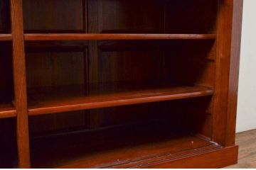 中古　ニレ材　明るく艶のある木の色味が美しい水屋箪笥サイドボード(食器棚、戸棚、収納棚、サイドキャビネット)(R-074165)