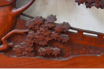 アンティーク建具　激レア　希少!!　最高級　山本博作　漆塗り　楠(クス)材　紅葉・宝珠　緻密で豪華な太鼓(だだいこ・楽太鼓)の彫りに目を奪われる彫刻欄間1枚(明り取り、明かり取り、在銘有り)(R-074167)