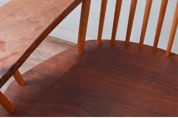 和製ヴィンテージ　小田急ハルク購入　ジョージナカシマ　LOUNGE ARM(ラウンジアーム)　One Arm(ワンアーム、片肘)　CN103　モダンに洗練された右アーム付きラウンジチェア(ジョージ・ナカシマ、アームチェア、イス、椅子、板座チェア、ビンテージ)(R-074175)