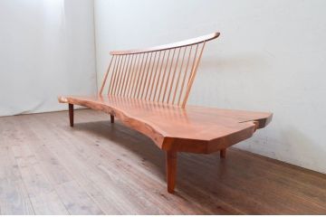 和製ヴィンテージ　小田急ハルク購入　ジョージナカシマ　BENCH　CN108　木そのままの味わいが伝わるコノイドベンチ(ジョージ・ナカシマ、長椅子、板座チェア、ビンテージ)(R-074178)