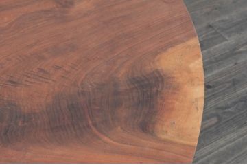 和製ビンテージ　レア　ジョージナカシマ　刻印なしの年代もの!!　小田急ハルク購入　ROUND TABLE　素材のかたちと杢目を活かしたラウンドテーブル(ジョージ・ナカシマ、丸テーブル、ローテーブル、リビングテーブル、センターテーブル、ヴィンテージ、契り)(R-074179)