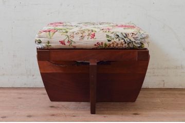 和製ビンテージ　ジョージナカシマ　小田急ハルク購入　GREENROCK OTTOMAN　CN114　こだわりの空間演出が叶うグリーンロックオットマン(ジョージ・ナカシマ、椅子、フットスツール、チェア、ヴィンテージ)(R-074181)