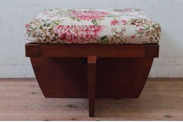 和製ビンテージ　ジョージナカシマ　小田急ハルク購入　GREENROCK OTTOMAN　CN114　こだわりの空間演出が叶うグリーンロックオットマン(ジョージ・ナカシマ、椅子、フットスツール、チェア、ヴィンテージ)(R-074182)