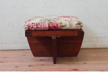 和製ビンテージ　ジョージナカシマ　小田急ハルク購入　GREENROCK OTTOMAN　CN114　こだわりの空間演出が叶うグリーンロックオットマン(ジョージ・ナカシマ、椅子、フットスツール、チェア、ヴィンテージ)(R-074184)