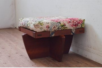 和製ビンテージ　ジョージナカシマ　小田急ハルク購入　GREENROCK OTTOMAN　CN114　こだわりの空間演出が叶うグリーンロックオットマン(ジョージ・ナカシマ、椅子、フットスツール、チェア、ヴィンテージ)(R-074185)