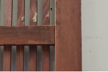 アンティーク建具　整然と並ぶ格子が美しく上品な格子戸2枚セット(引き戸、ガラス帯戸)(R-074190)