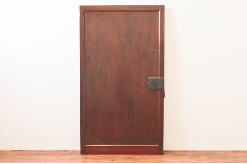 アンティーク建具　総栗材　一枚板　味わい深い木の風合いが魅力的な蔵戸1枚(玄関戸、板戸、引き戸)(R-074195)