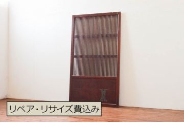 アンティーク建具　総栗材　整然と並ぶ格子が美しい格子蔵戸1枚(玄関戸、引き戸)(R-074197)