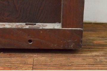 アンティーク建具　総栗材　整然と並ぶ格子が美しい格子蔵戸1枚(玄関戸、引き戸)(R-074197)